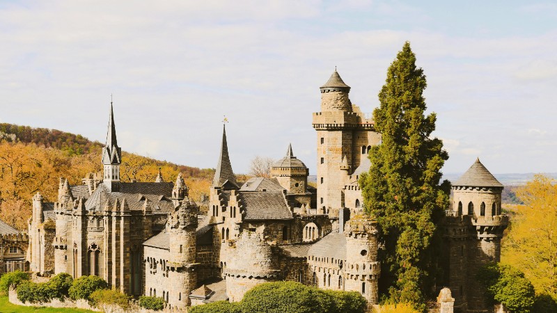 Explore the stunning medieval Löwenburg Castle surrounded by vibrant nature in Kassel, Germany., tags: die - pexel